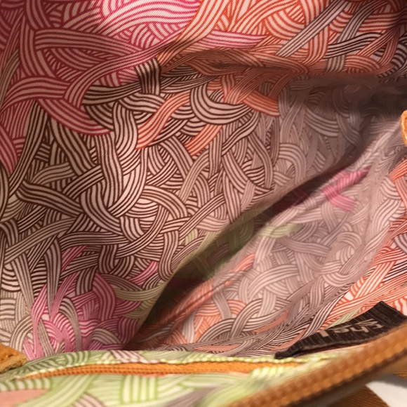 The SAK Fold-over Flap Leather Crossbody Messenger Bag - Picture 7 of 9